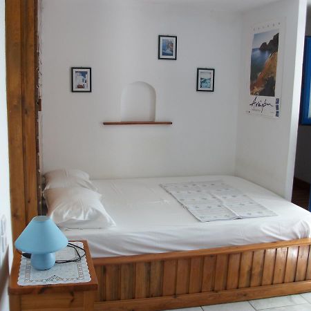 Floras Rooms And Studios Anafi Extérieur photo