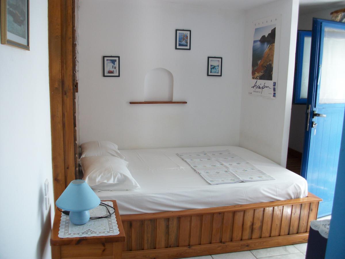 Floras Rooms And Studios Anafi Extérieur photo