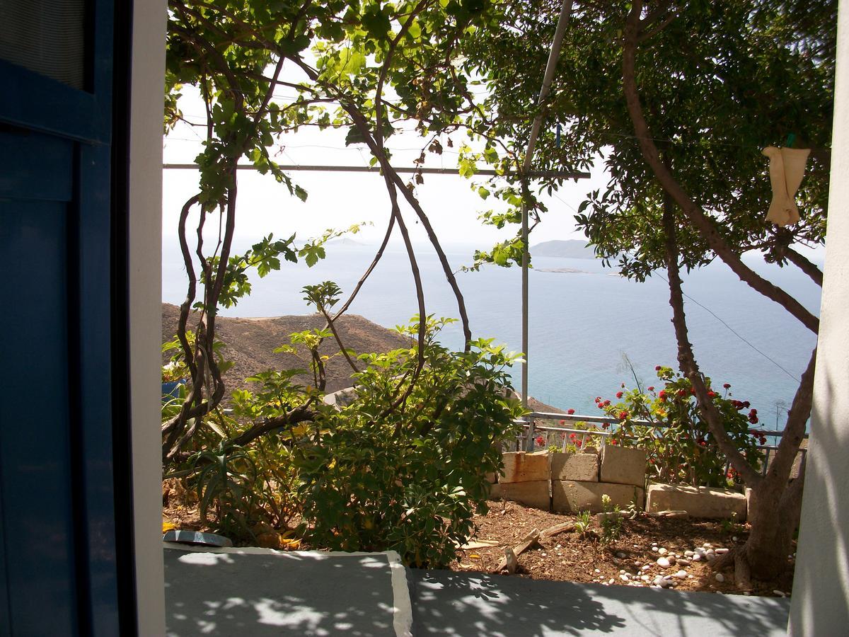 Floras Rooms And Studios Anafi Extérieur photo