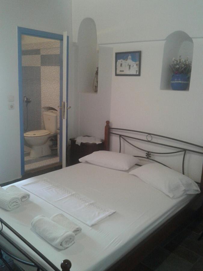 Floras Rooms And Studios Anafi Extérieur photo
